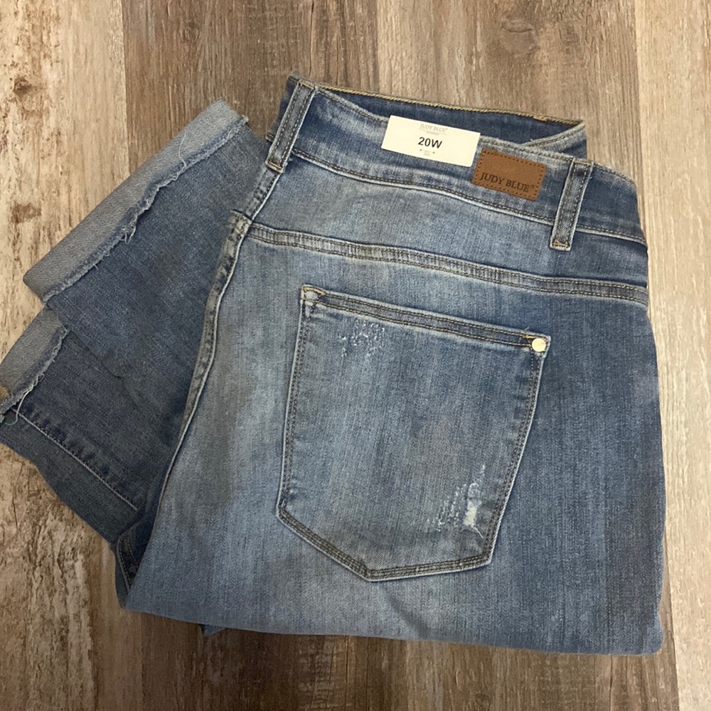 New with tags | Judy Blue skinny fit capri jeans size 20W